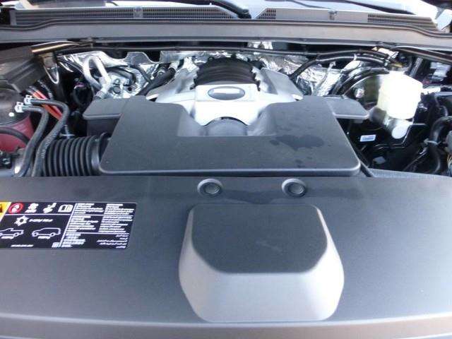 2017 Cadillac Escalade ESV 4x4 Luxury 4dr SUV